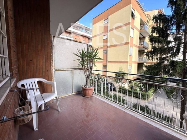 appartamento in vendita a Roma in zona Ostia
