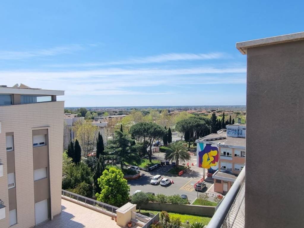 appartamento in vendita a Roma in zona Acilia