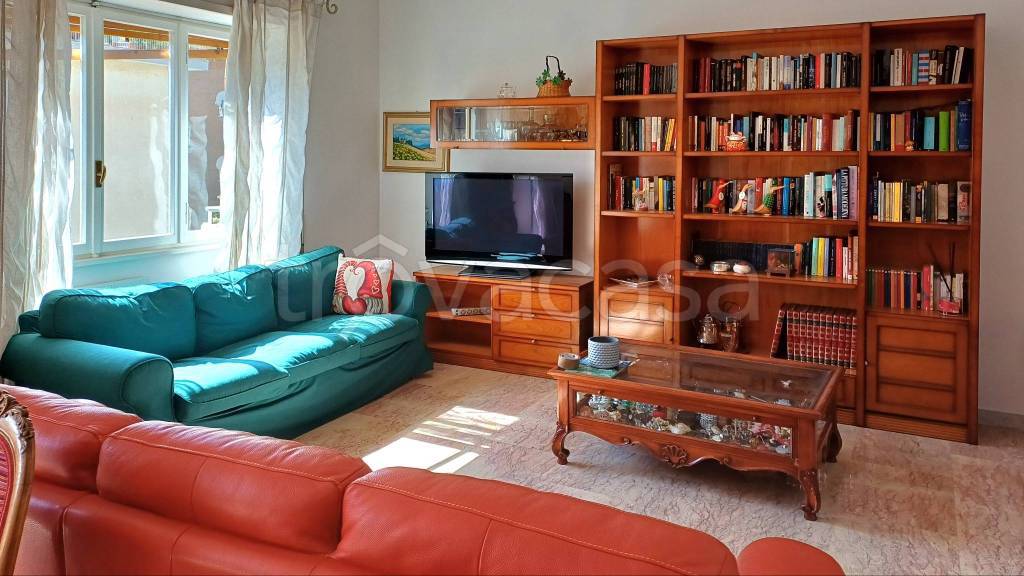 appartamento in vendita a Roma in zona Portuense