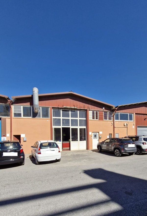 ufficio in vendita a Roma in zona Casal Boccone