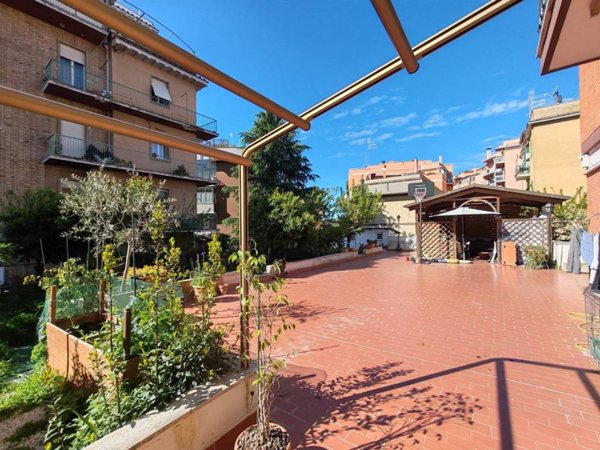 appartamento in vendita a Roma in zona La Pisana