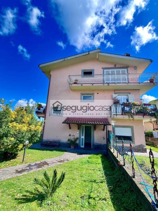 appartamento in vendita a Roma in zona Tor di Quinto