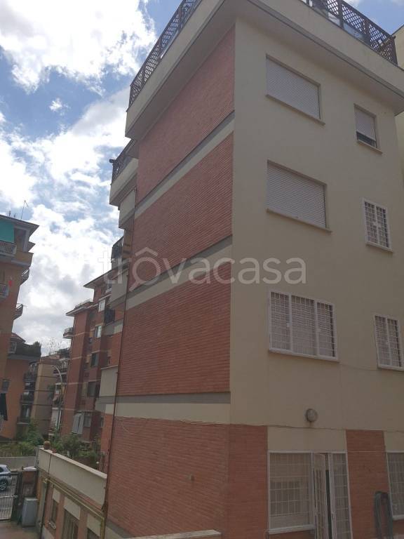 appartamento in vendita a Roma in zona Monte Sacro/Talenti