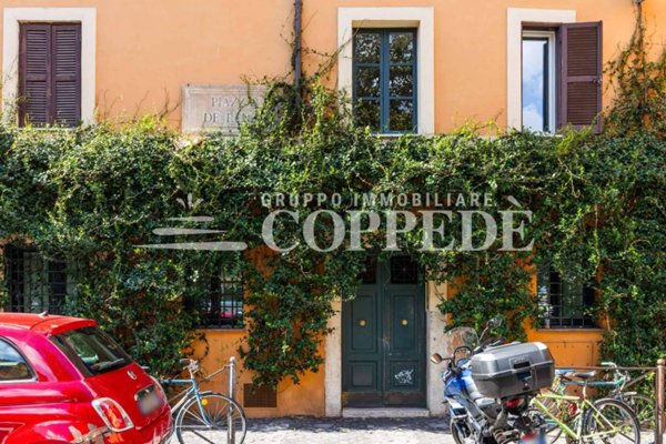 appartamento in vendita a Roma in zona Trastevere