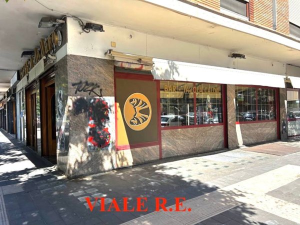negozio in vendita a Roma in zona Ostiense