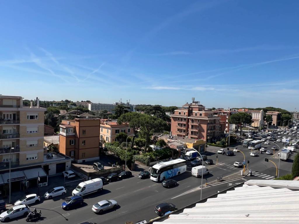 appartamento in vendita a Roma in zona Aurelio