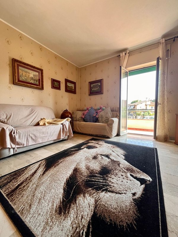 appartamento in vendita a Roma in zona Acilia