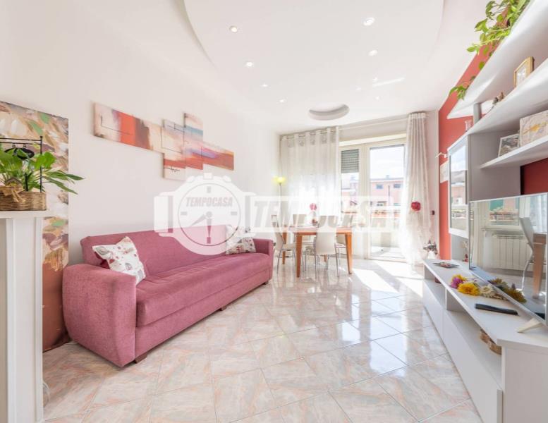 appartamento in vendita a Roma in zona Cinecittà