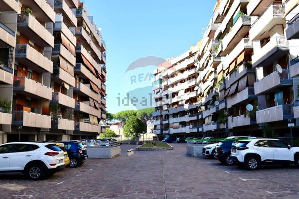 appartamento in vendita a Roma in zona Cinecittà