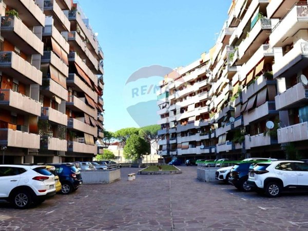 appartamento in vendita a Roma in zona Cinecittà