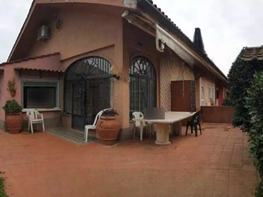 casa indipendente in vendita a Roma