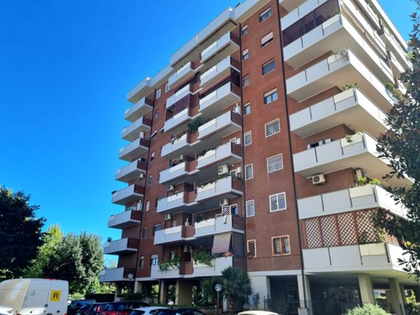 appartamento in vendita a Roma in zona Torrino
