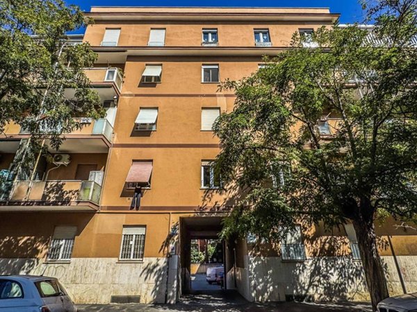 appartamento in vendita a Roma in zona Ostia