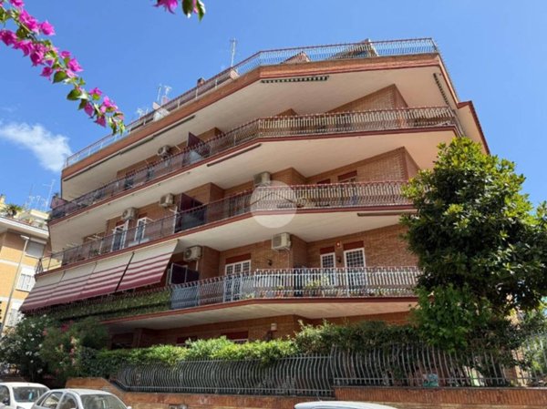 appartamento in vendita a Roma in zona Portuense