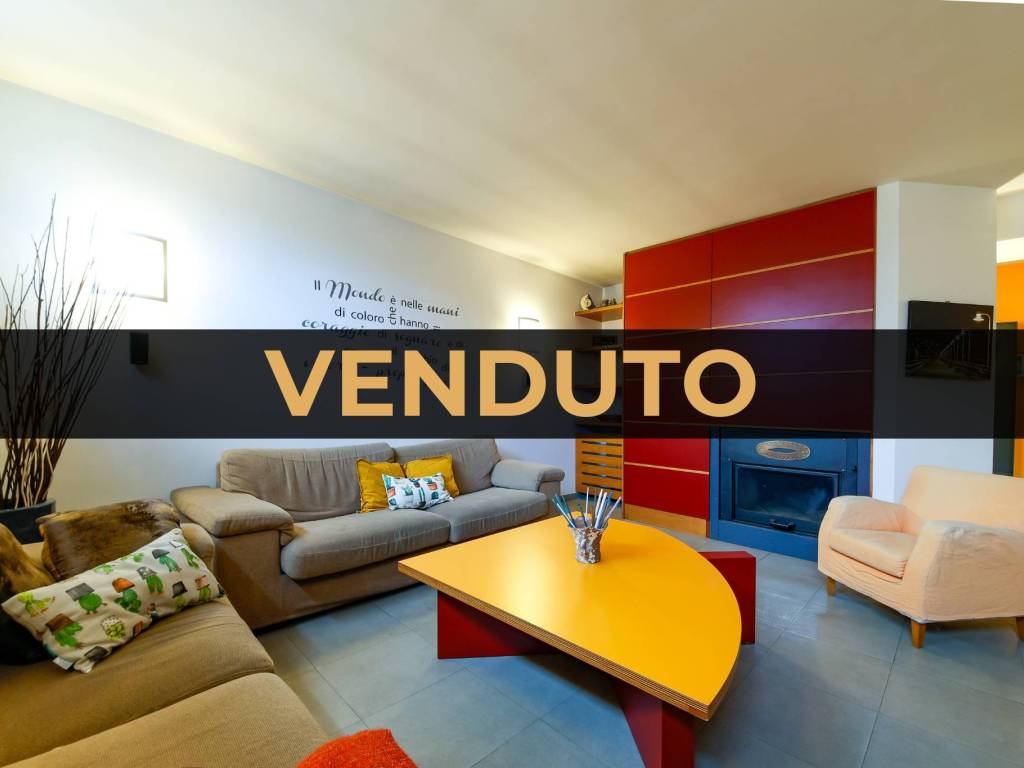 casa indipendente in vendita a Roma in zona Torre Maura