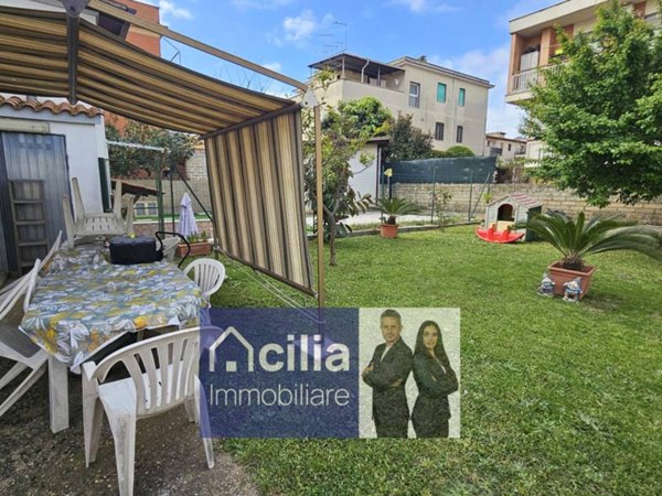 appartamento in vendita a Roma in zona Acilia