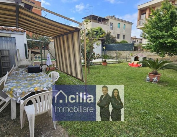 appartamento in vendita a Roma in zona Acilia
