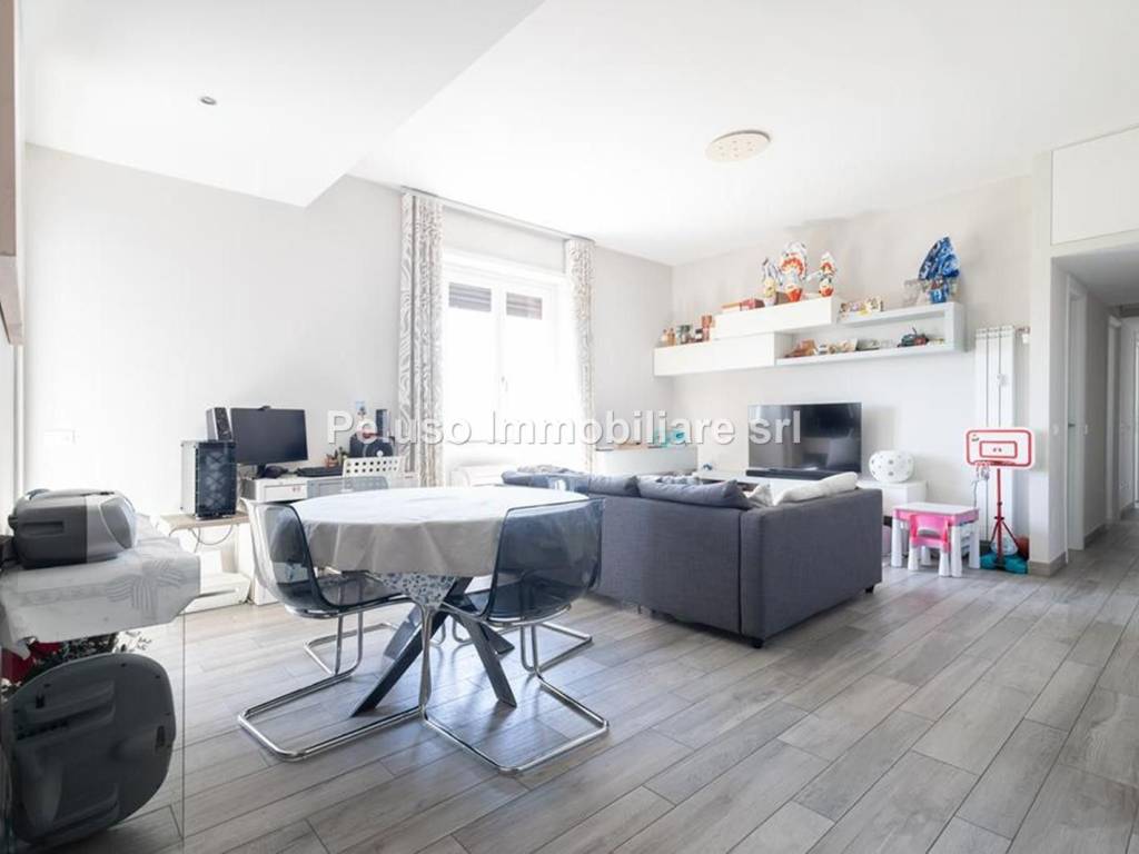 appartamento in vendita a Roma in zona EUR