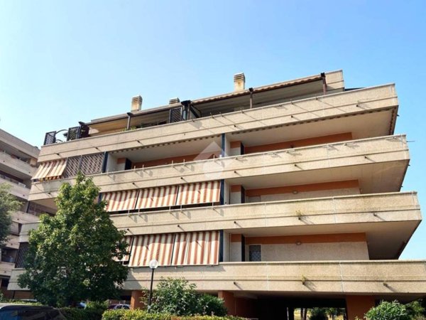 appartamento in vendita a Roma in zona Ponte di Nona