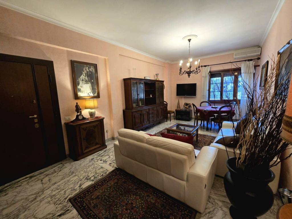 appartamento in vendita a Roma in zona Portuense