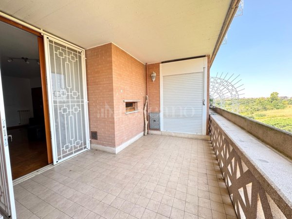 appartamento in vendita a Roma in zona Giardini di Corcolle