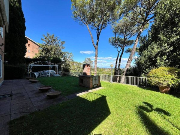 appartamento in vendita a Roma in zona Tor di Quinto