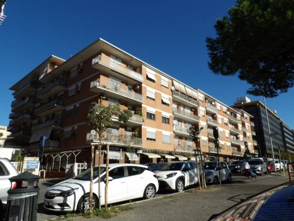 appartamento in vendita a Roma in zona EUR