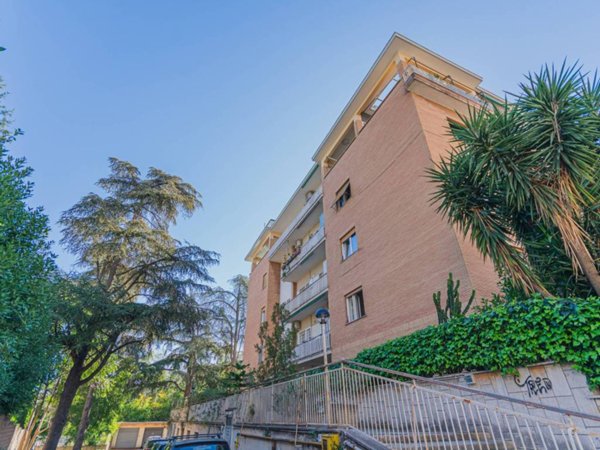 appartamento in vendita a Roma in zona Gianicolense