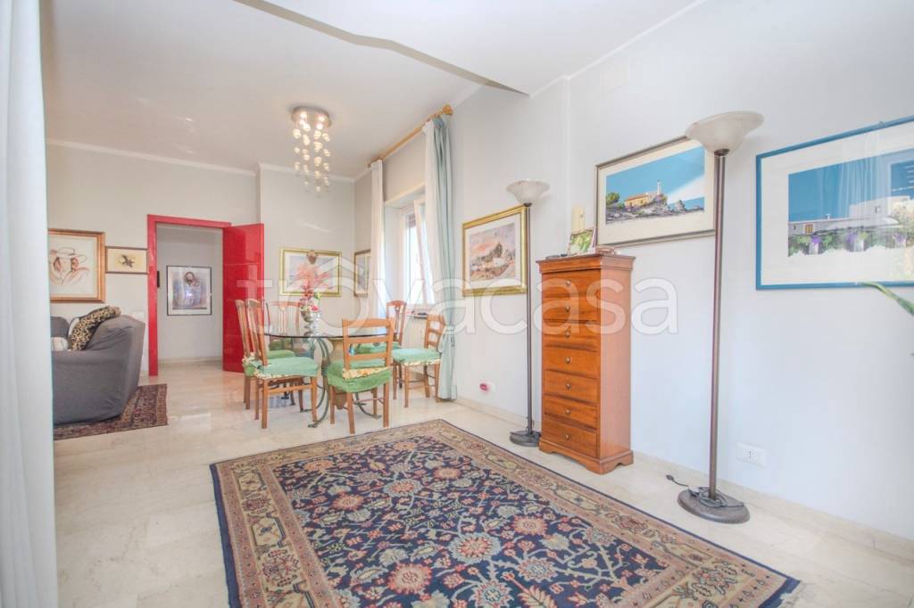 appartamento in vendita a Roma in zona Gianicolense