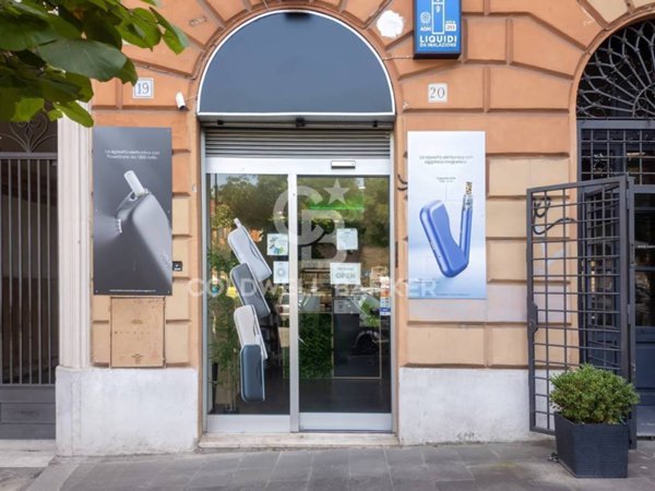 negozio in vendita a Roma in zona Tiburtino