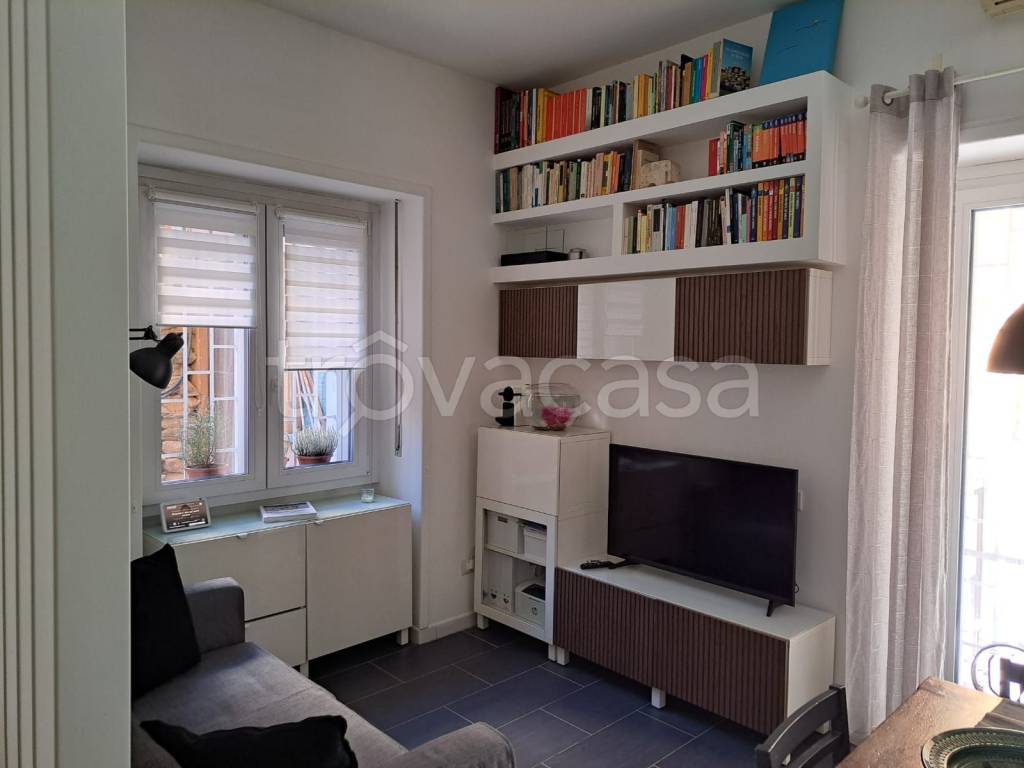 appartamento in vendita a Roma in zona Gianicolense