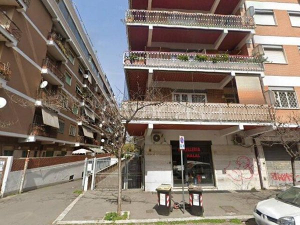 appartamento in vendita a Roma in zona Ostia