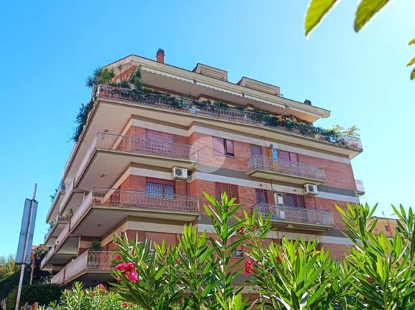 appartamento in vendita a Roma in zona Monte Sacro/Talenti