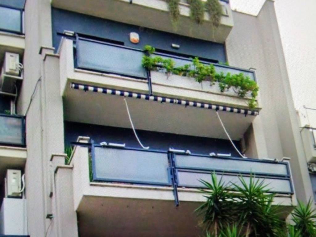 appartamento in vendita a Roma in zona Ardeatino