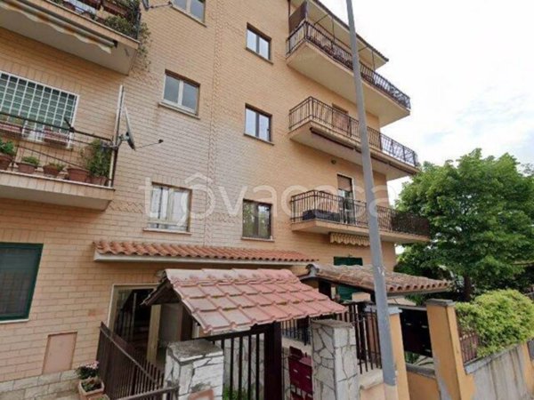 appartamento in vendita a Roma in zona Labaro