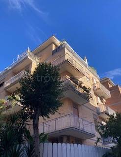 appartamento in vendita a Roma in zona Primavalle