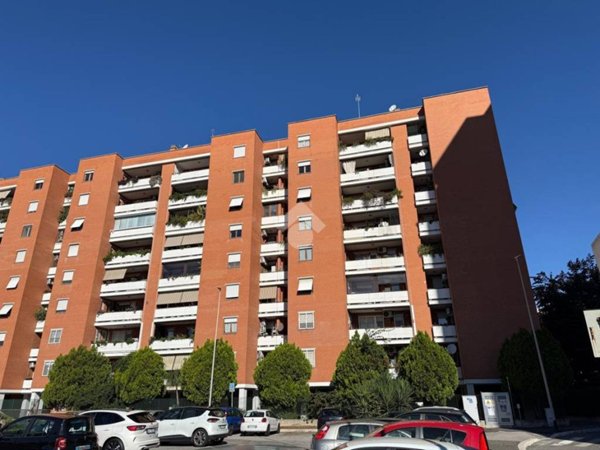 appartamento in vendita a Roma in zona Collatino