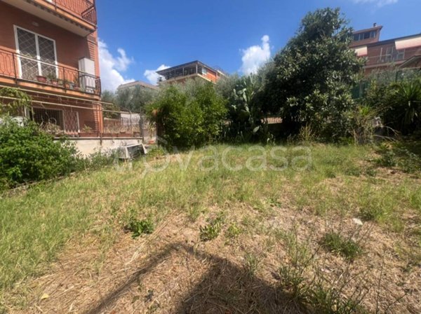 appartamento in vendita a Roma in zona Sette Bagni