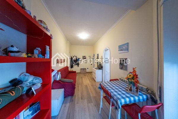 appartamento in vendita a Roma in zona Tomba di Nerone