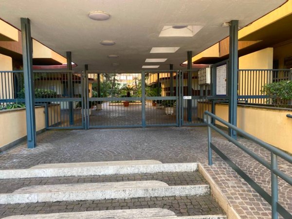 appartamento in vendita a Roma in zona Ostia