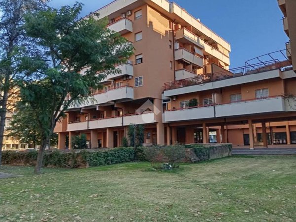 appartamento in vendita a Roma in zona Collatino
