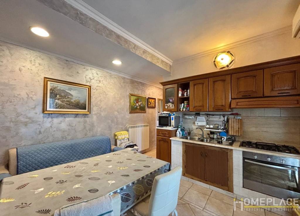 appartamento in vendita a Roma in zona Tor Bella Monaca