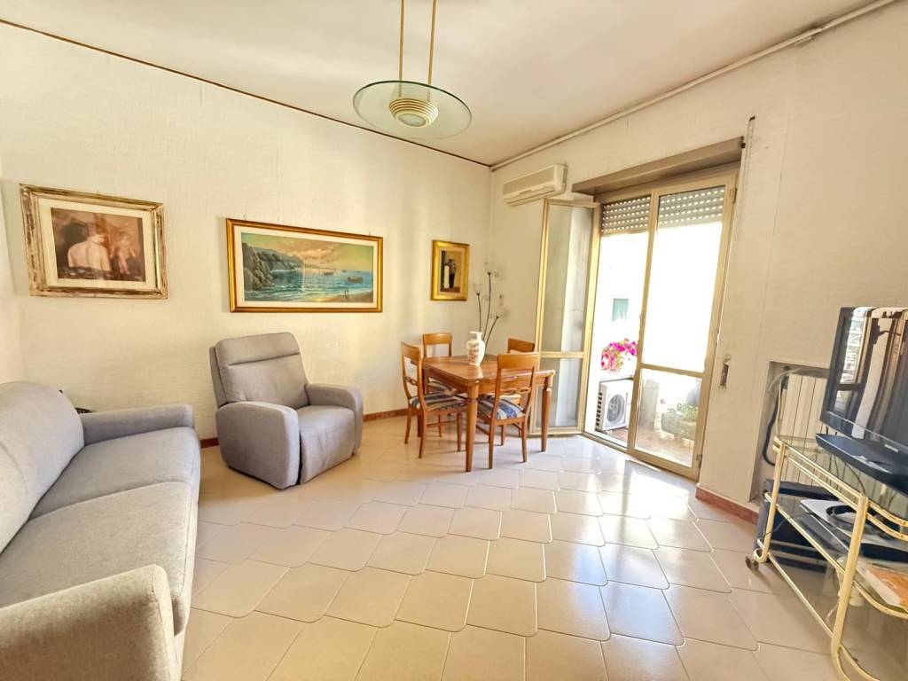 appartamento in vendita a Roma in zona Prenestino-Centocelle