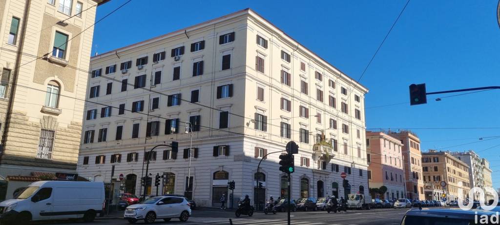 appartamento in vendita a Roma in zona Esquilino