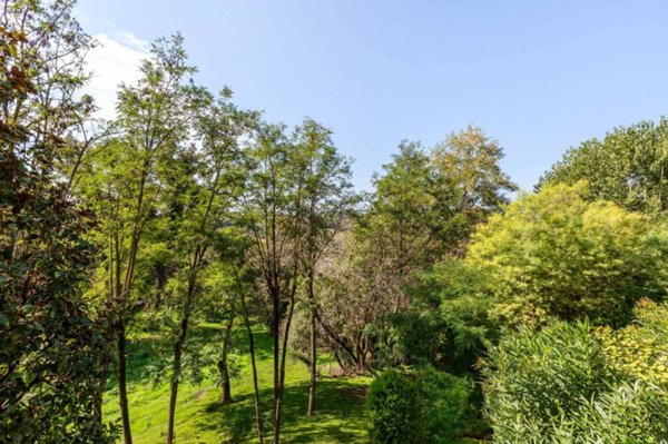 appartamento in vendita a Roma in zona Tor di Quinto