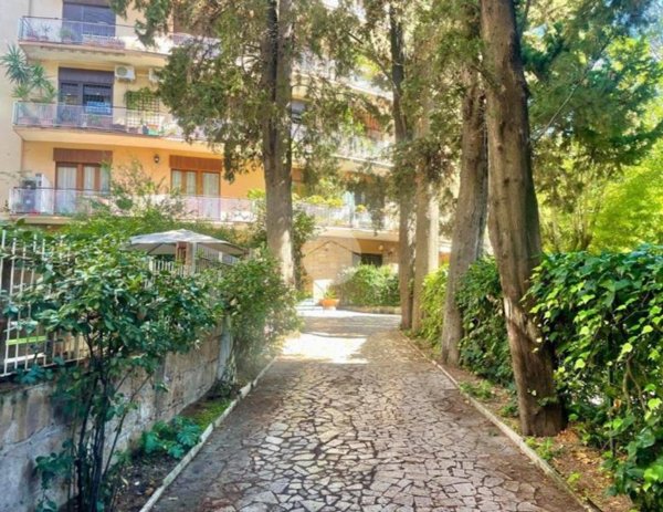 appartamento in vendita a Roma in zona Monte Sacro/Talenti