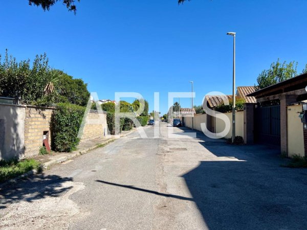 terreno agricolo in vendita a Roma in zona Casal Palocco