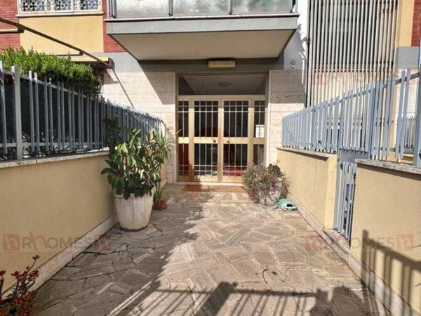 appartamento in vendita a Roma in zona Appio Claudio