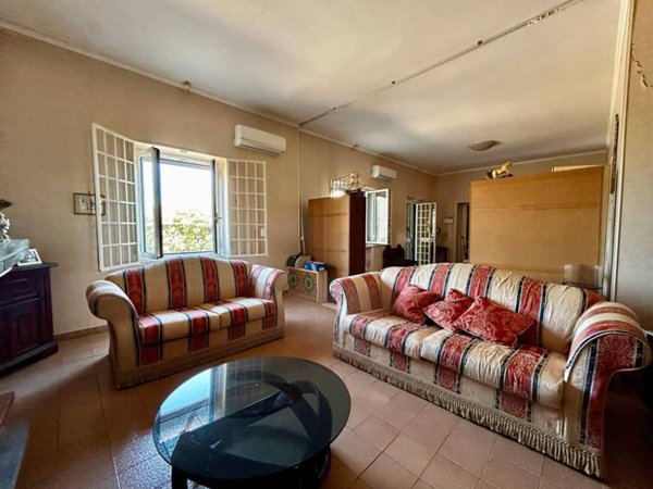 casa indipendente in vendita a Roma in zona Trigoria