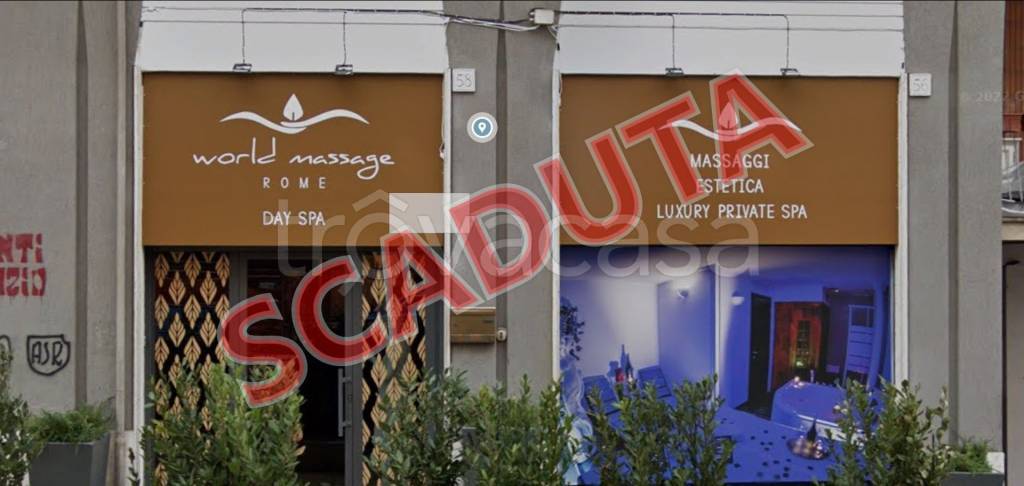 negozio in vendita a Roma in zona Collatino